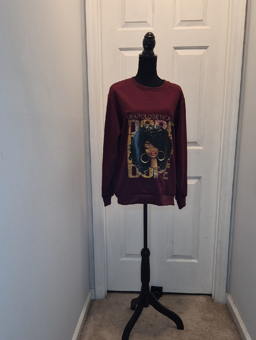 T1- Women's Burgundy Graphic Sweatshirt - Unbranded - sz L